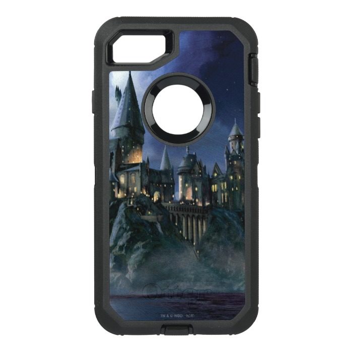 Harry Potter | Hogwarts Castle at Night OtterBox Defender iPhone 7 Case