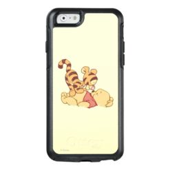 Young Winnie the Pooh OtterBox iPhone 6/6s Case