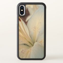 white lily pretty iPhone x Case
